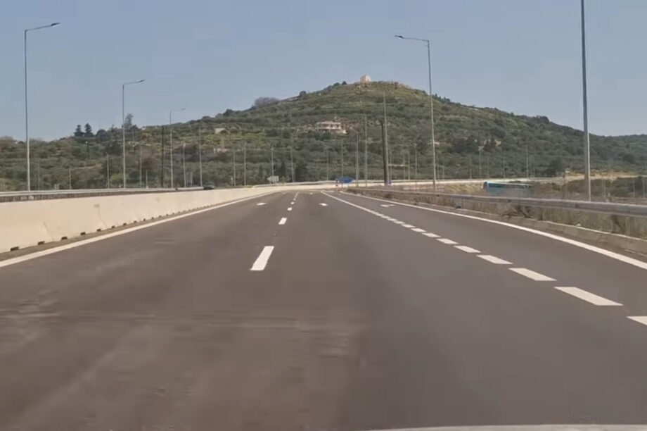 Πέρασαν τα πρώτα ΙΧ από την παράκαμψη Αρκαλοχωρίου