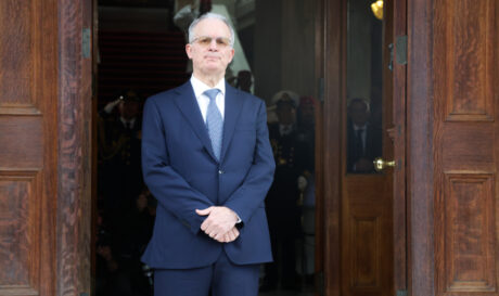 Τέμπη: Μήνυση κατά Τασούλα, την ώρα της ορκωμοσίας του