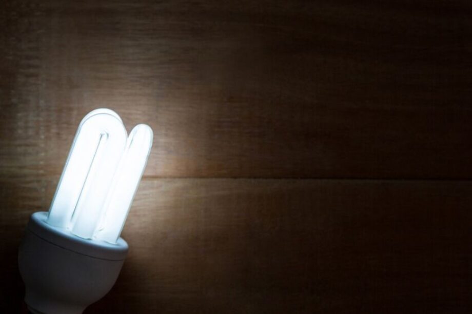 ΔΕΔΔΗΕ, ρεύμα, διακοπή, λάμπα