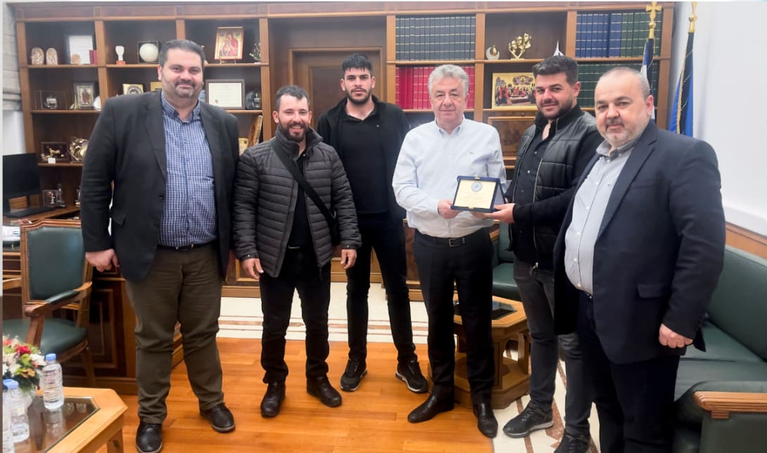 ιπικός ομιλος Αρναουτάκης