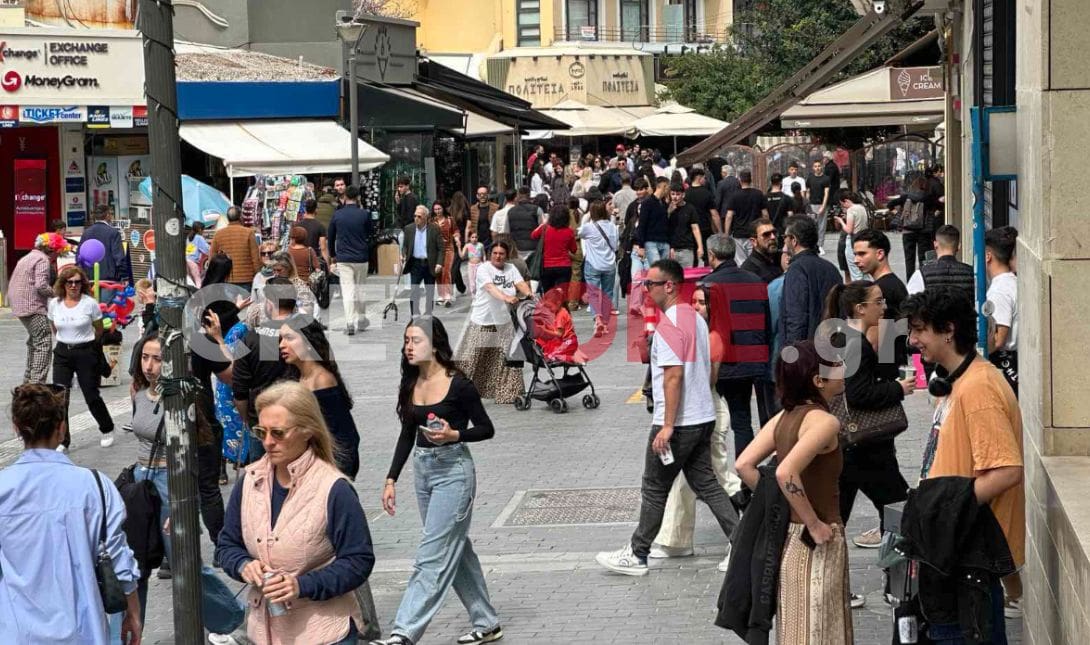 καφέ παρέλαση Ηράκλειο 25η Μαρτίου