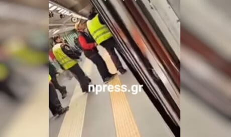 βίντεο Μετρό επιβάτης