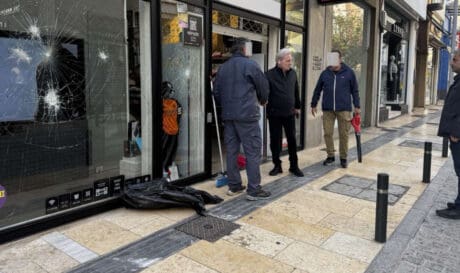 Επεισόδια φθορές καταστήματα Καλοκαιρινός