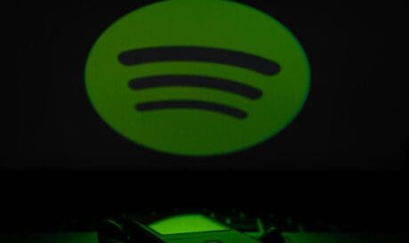 «Κράσαρε» το Spotify
