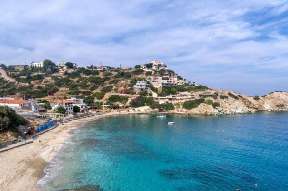 Λυγαριά παραλία