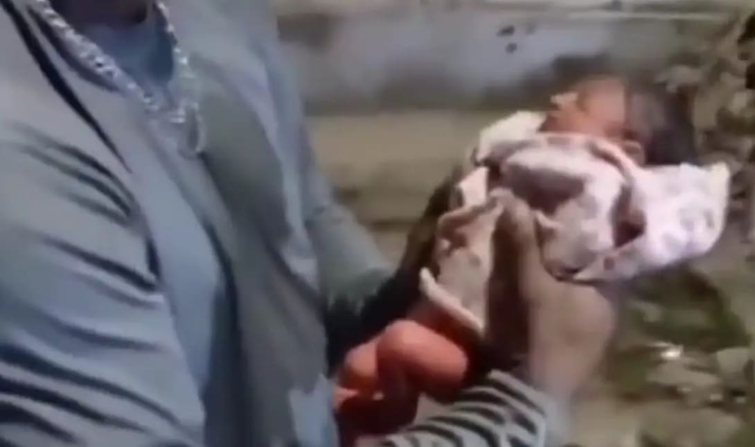 Μωρό σκουπίδια
