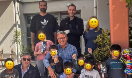 ΟΦΗ BC: Μοίρασε αγάπη και δώρα στο Παιδικό Χωριό SOS (βίντεο)