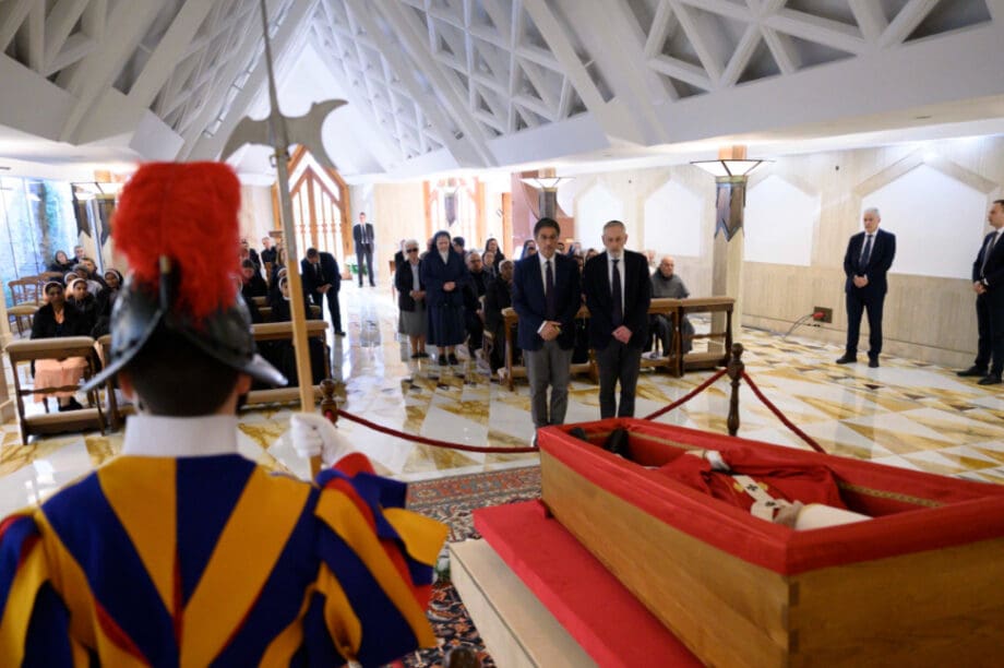 Πάπας Φραγκίσκος σκήνωμα σορός Βατικανό