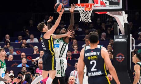 Final Four 2025: Παρέδωσε το «στέμμα» του ο Παναθηναϊκός, ήττα 82-76 από τη Φενέρ
