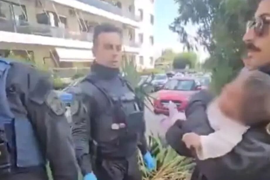Βρέφος σκουπίδια αστυνομία