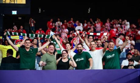 Final Four 2025: Οπαδοί του Παναθηναϊκού και του Ολυμπιακού μαζί στην εξέδρα!