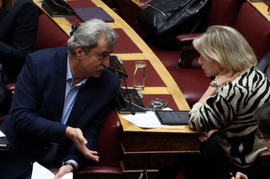 Πολάκης Ακρίτα