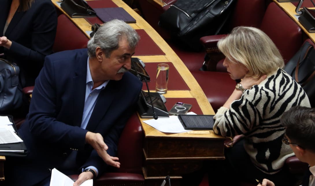 Πολάκης Ακρίτα