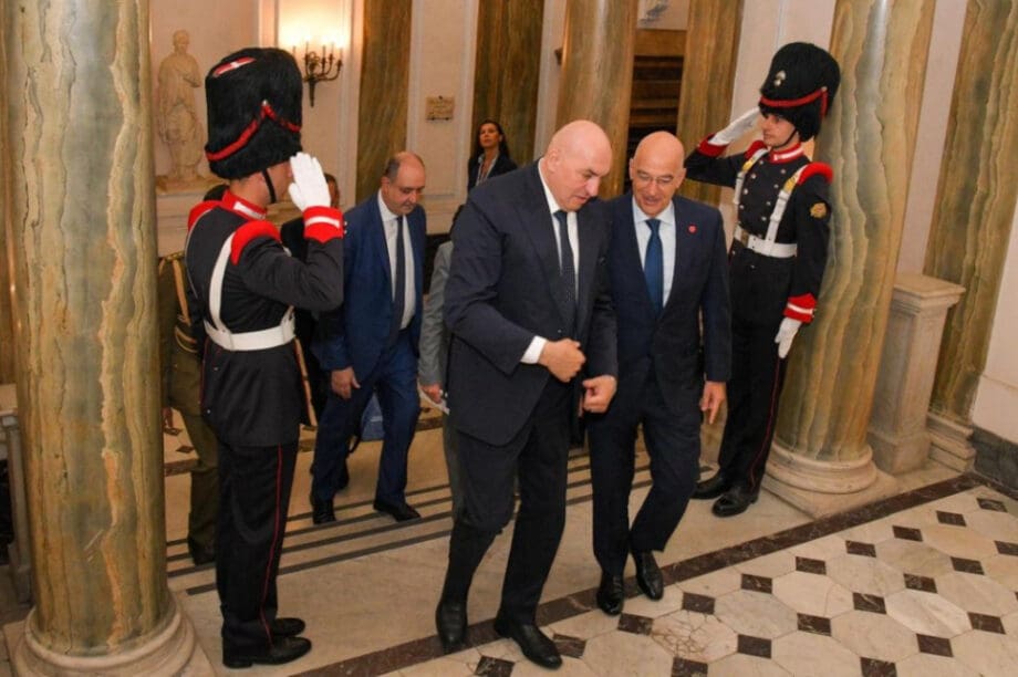 Δένδιας Ρώμη