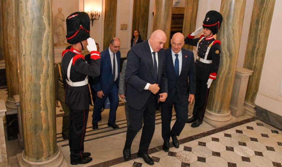 Δένδιας Ρώμη