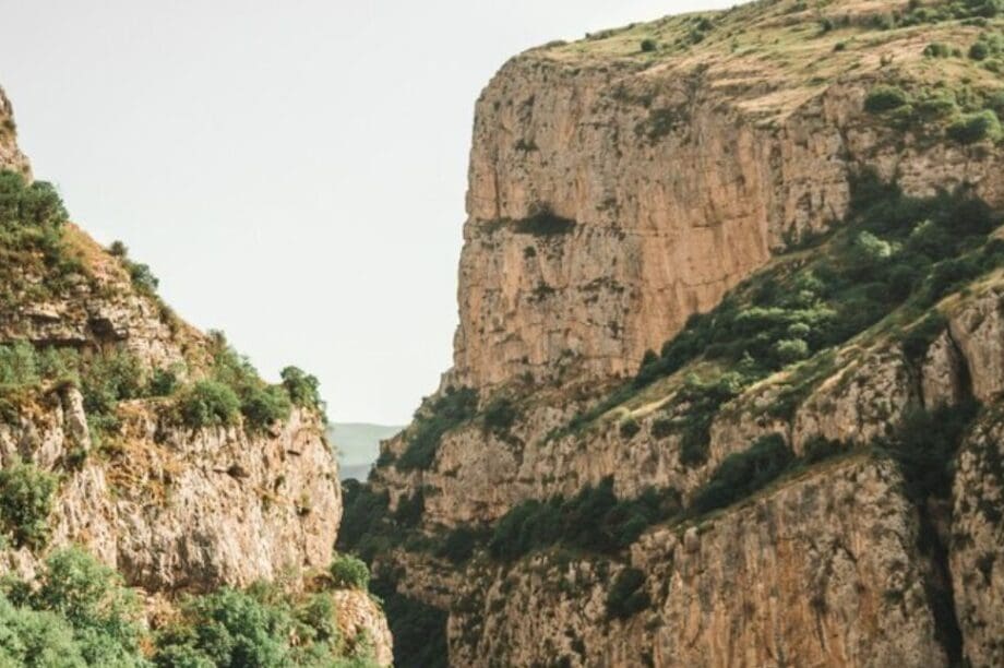 φαράγγια
