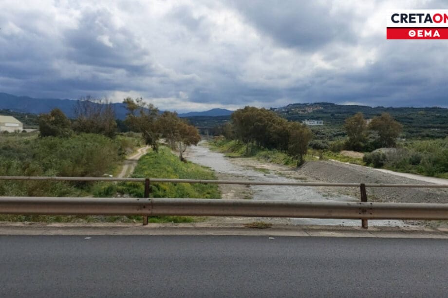 φράγμα Ταυρωνίτη Ταυρωνίτης