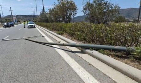 κολώνα