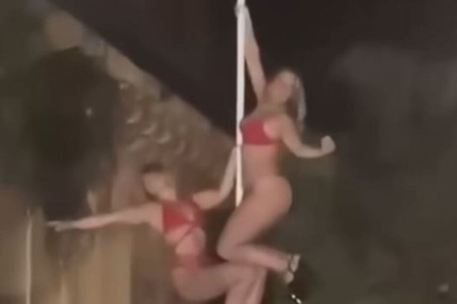 Pole dancing ανάκτορα Κέρκυρα