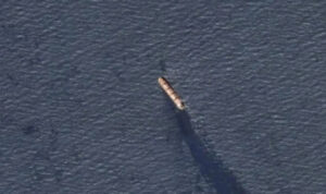 Η ανακοίνωση της εταιρείας για το ελληνικό τάνκερ που χτυπήθηκε στη Μαύρη Θάλασσα – Ήταν μέσα 10 Έλληνες ναυτικοί