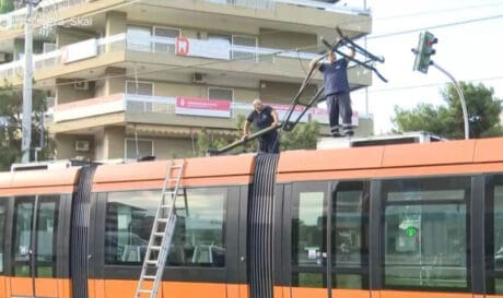 τραμ κεραία