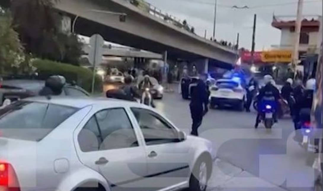 τροχαίο Θηβών