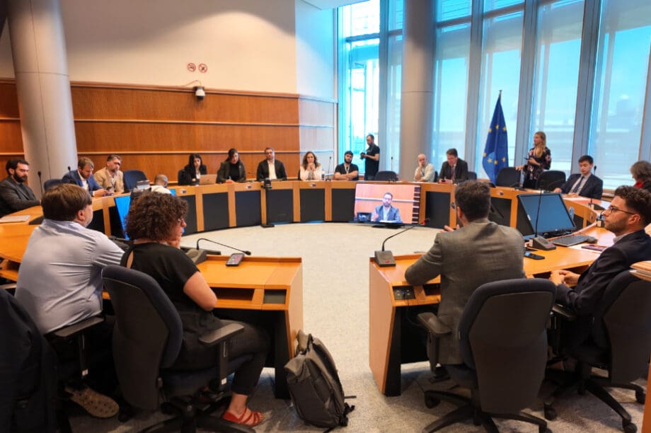 Η Ευρωκοινοβουλευτική Ομάδα του ΚΚΕ στη συνάντηση της Αμάλ Ζαντού, Πρέσβη της Παλαιστίνης στην ΕΕ, με ευρωβουλευτές