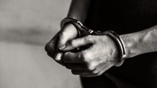 Χειροπέδες