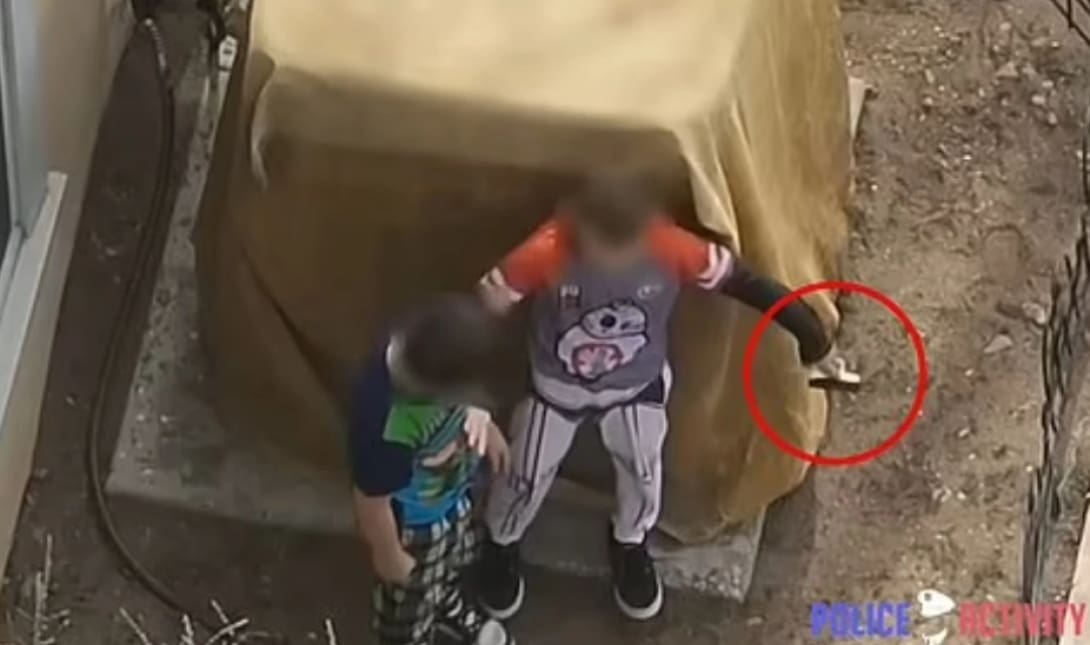 ΗΠΑ Παιδάκια όπλο αστυνομικοί