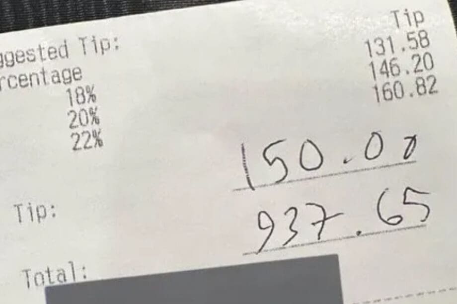 Πλήρωσε για πρωινό 937 δολάρια και άφησε φιλοδώρημα άλλα 150!