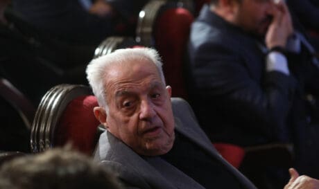 Μυστηριώδης διάρρηξη στην οικία του Αλέκου Φλαμπουράρη