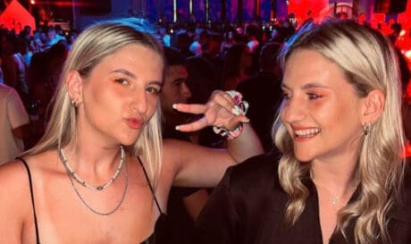 Συγκινεί ο Νίκος Πλακιάς στην ανάρτηση για τα αδικοχαμένα κορίτσια του…