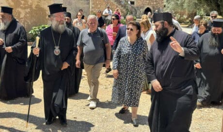 Στην Ιερά Μονή Αρκαδίου η Λίνα Μενδώνη (φωτογραφίες)