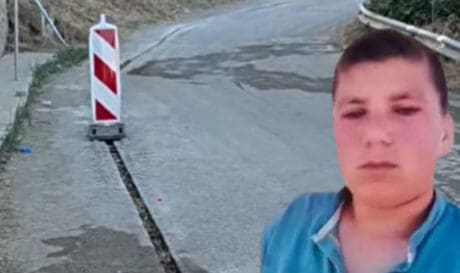 Αντώνης θλίψη