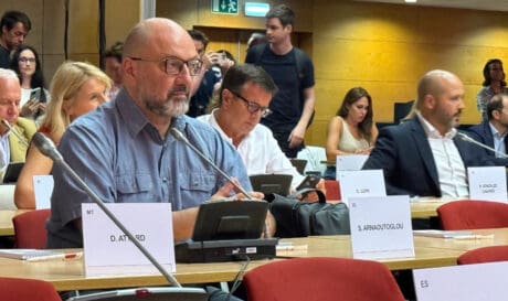 Σάκης Αρναούτογλου Λισαβόνα Συνέδριο