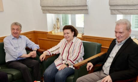 Ο Σταύρος Αρναουτάκης συναντήθηκε με την Υπουργού Πολιτισμού Λίνα Μενδώνη (Βίντεο)