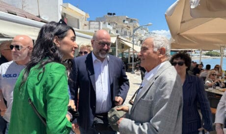 Αρναούτογλου