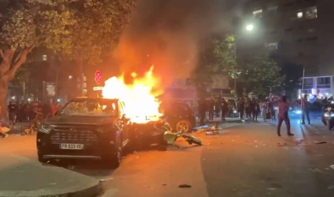 επεισόδια Παρίσι