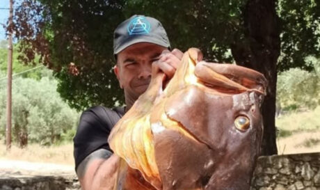 Ψαροντουφεκάς έβγαλε ροφό 27 κιλών