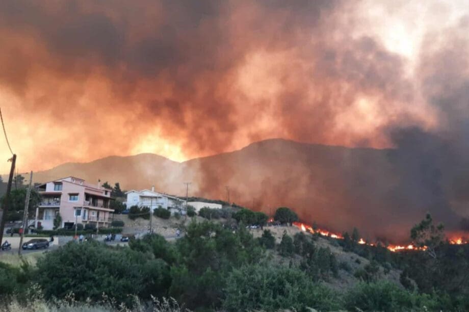Χίος φωτιά