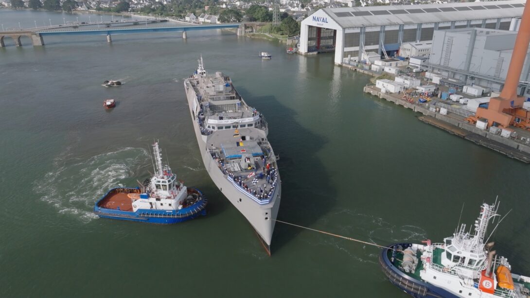 φρεγάτα Νέαρχος στα ναυπηγεία της Naval Group στη Λοριάν