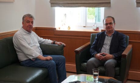 Περιφέρεια Κρήτης: Συνάντηση προετοιμασίας ενόψει της σύσκεψης στο Υπουργείο Μετανάστευσης και Ασύλου