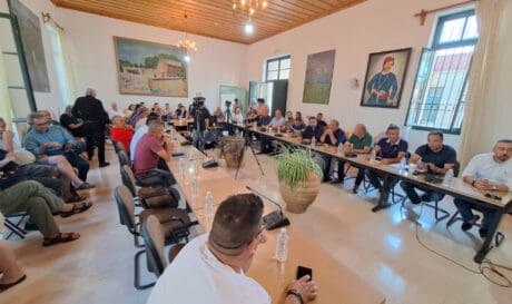 Ομόφωνο «ΟΧΙ» του Δήμου Μινώα Πεδιάδας στην εγκατάσταση Δομής φιλοξενίας μεταναστών στο πρώην στρατόπεδο Ζωγραφάκη, στο Καστέλλι