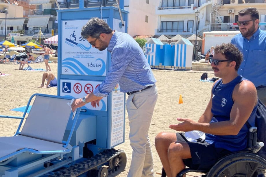 Νέο σύστημα Sea Trac για την πρόσβαση ατόμων με αναπηρία στην παραλία της Νέας Χώρας Χανίων
