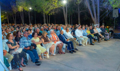 Δήμος Χερσονήσου: Μια μαγευτική μουσική βραδιά ολοκληρώθηκε στην Γκουβερνιώτισσα στη μνήμη του Θόδωρου Αντωνίου