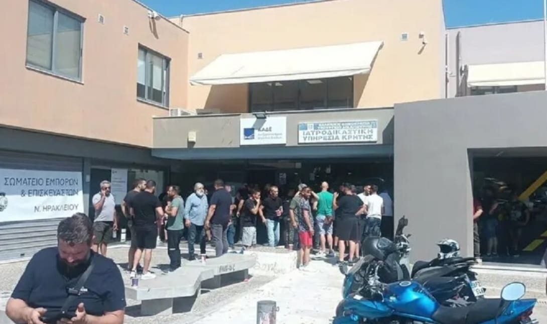 ΔΟΥ διαμαρτύρια συνεργεία αυτοκινήτων