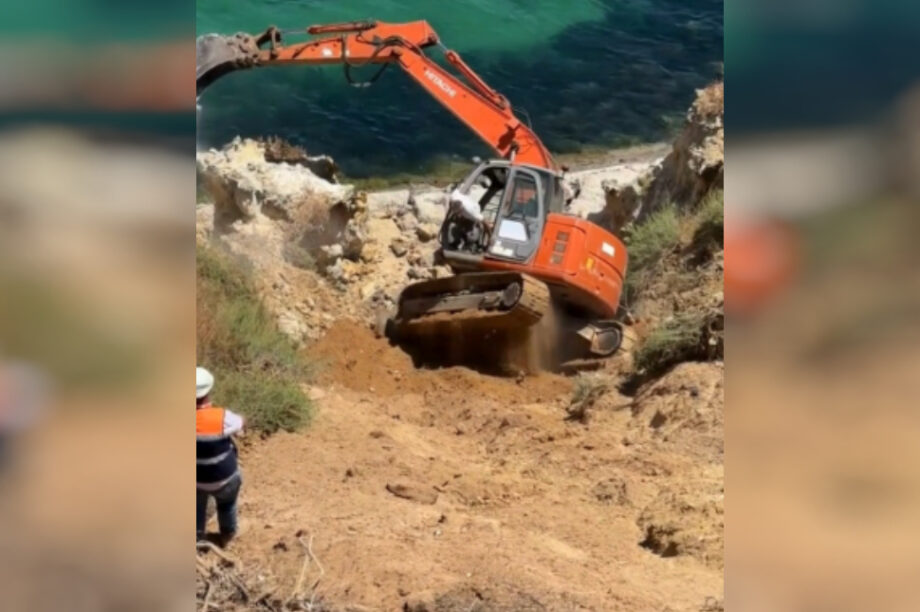 Δείτε πώς σώθηκε την τελευταία στιγμή χειριστής εκσκαφέα - Σοκαριστικό βίντεο