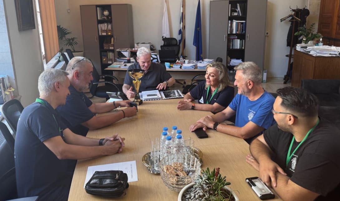 Συνάντηση του Αλέξη Καλοκαιρινού με τον Πρωταθλητή Ελλάδας 2025 Σκακιστικό Όμιλο Ηρακλείου