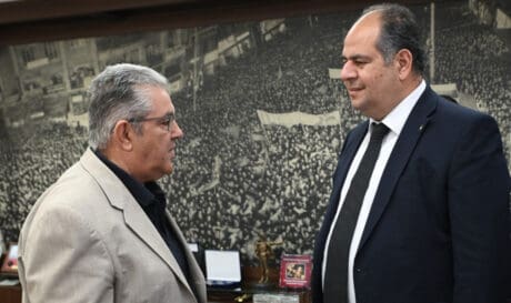 ΚΚΕ: Ο Δημήτρης Κουτσούμπας συναντήθηκε με τον Πρέσβη της Παλαιστίνης