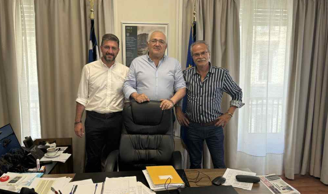 Επίσκεψη Δημάρχου Πλατανιά στην Κ.Ε.Δ.Ε και στο Υπουργείο Εσωτερικών – Καίριες Παρεμβάσεις για τις Ανάγκες των Δήμων»